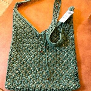 Old Navy Crochet Bag NWT - inside zipper pocket - fully lined